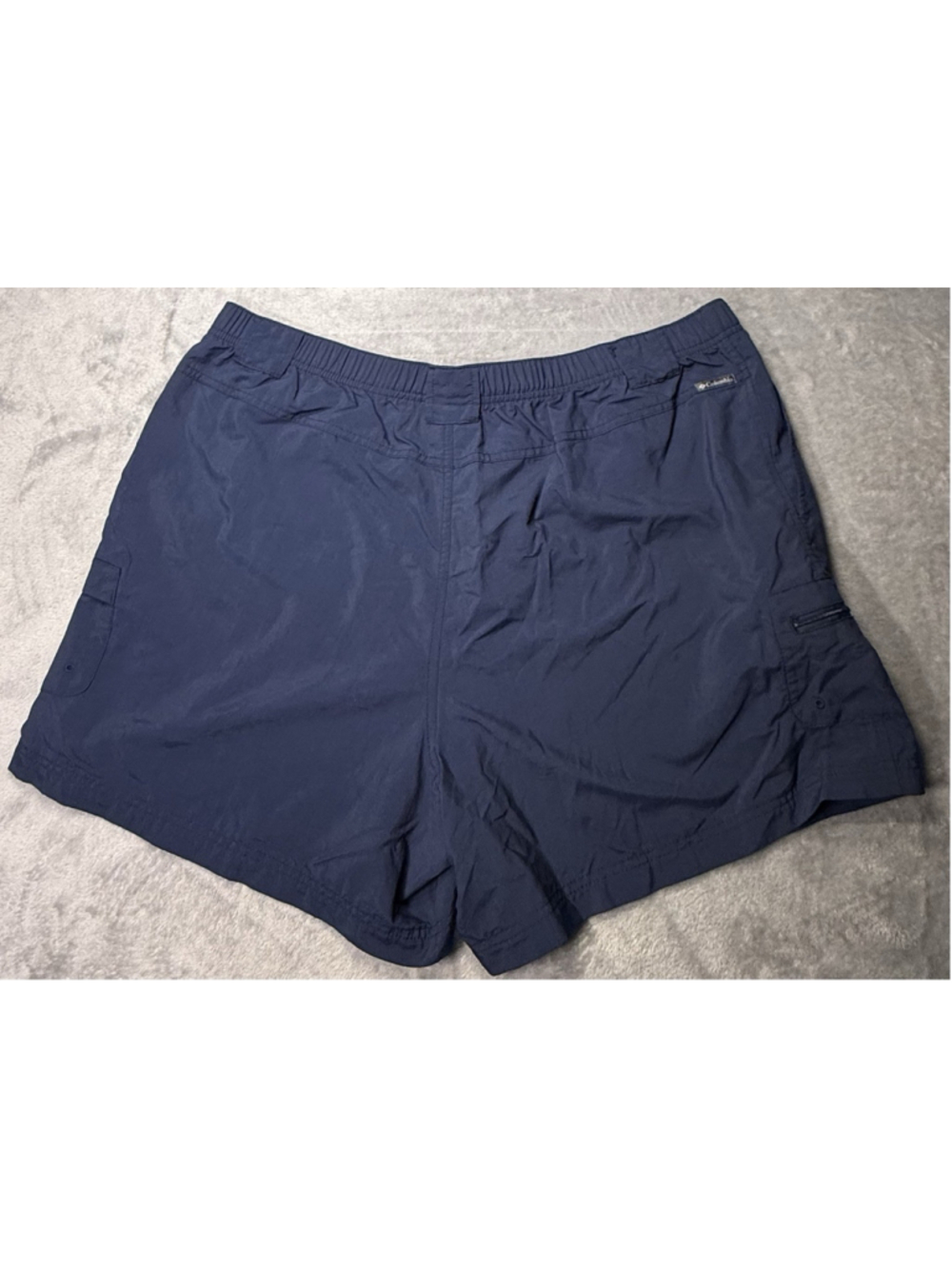 Columbia woman’s Pleasant Creek Stretch navy pull on Shorts w/ pockets XL